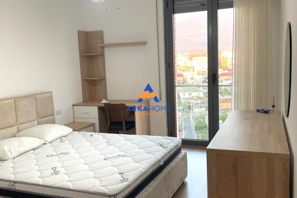 Shtepi me qera Apartament ne Tirane, 2+1, Mobilimi E mobiluar, Pagesa 700  Euro.