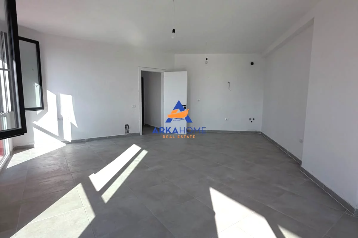 JEPET AMBIENT ME QIRA 90 M2 "FARMACI A10" 90.000 LEKE
