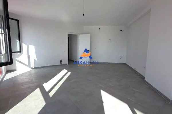 JEPET AMBIENT ME QIRA 90 M2 "FARMACI A10" 90.000 LEKE
