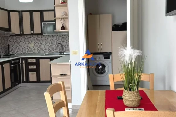 Shtepi ne shitje Apartament ne Durres, 1+1, Mobilimi E mobiluar, Pagesa 72,000  Euro.