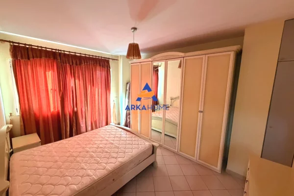 Shtepi me qera Apartament ne Tirane, 1+1, Mobilimi E mobiluar, Pagesa 600  Euro.