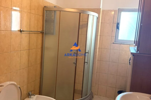 Shtepi me qera Apartament ne Tirane, 1+1, Mobilimi E mobiluar, Pagesa 600  Euro.