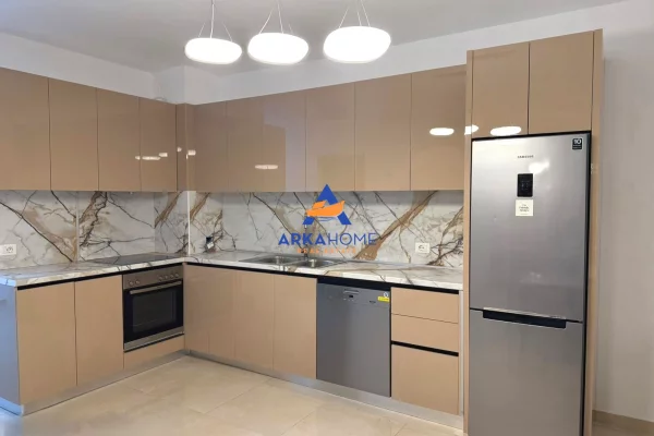Shtepi me qera Apartament ne Tirane, 2+1, Mobilimi E mobiluar, Pagesa 764  Euro.