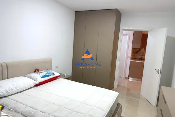 Shtepi me qera Apartament ne Tirane, 2+1, Mobilimi E mobiluar, Pagesa 764  Euro.