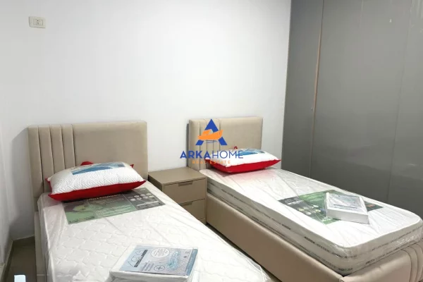 Shtepi me qera Apartament ne Tirane, 2+1, Mobilimi E mobiluar, Pagesa 764  Euro.