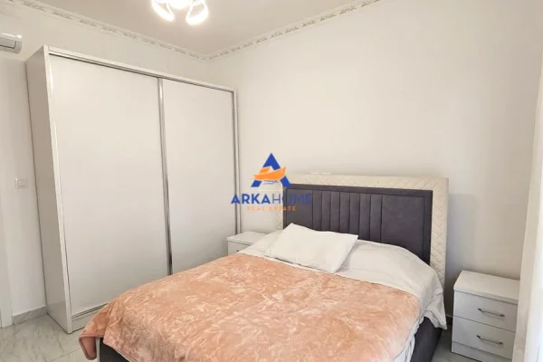 Shtepi me qera Apartament ne Tirane, 2+1, Mobilimi E mobiluar, Pagesa 764  Euro.