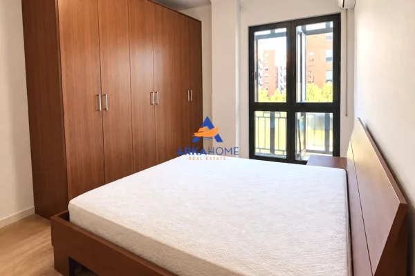 Shtepi ne shitje Apartament ne Tirane, 1+1, Mobilimi E mobiluar, Pagesa 192,000  Euro.