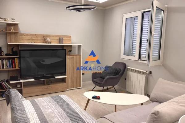 JEPET APARTAMENT MODERN 2+1+VERANDË ME QERA "KASHAR" 600 EURO