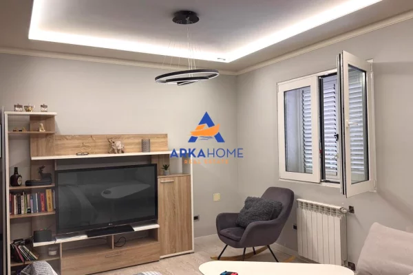 Shtepi me qera Apartament ne Tirane, 2+1, Mobilimi E mobiluar, Pagesa 600  Euro.