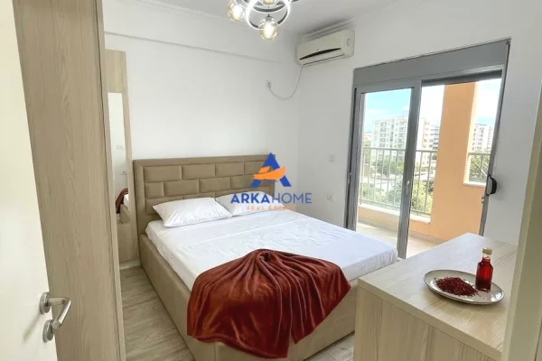 Shtepi me qera Apartament ne Tirane, 2+1, Mobilimi E mobiluar, Pagesa 700  Euro.
