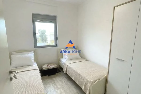 Shtepi me qera Apartament ne Tirane, 2+1, Mobilimi E mobiluar, Pagesa 700  Euro.