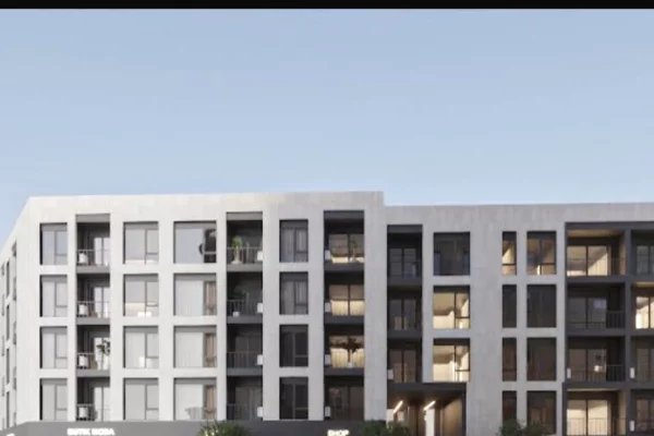 Shtepi ne shitje Apartament ne Tirane, Garsoniere, Mobilimi Bosh, pa mobiluar, Pagesa 100,000  Euro.