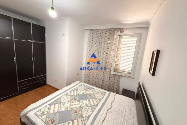 Shtepi me qera Apartament ne Tirane, 2+1, Mobilimi E mobiluar, Pagesa 601  Euro.