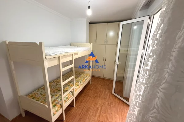 Shtepi me qera Apartament ne Tirane, 2+1, Mobilimi E mobiluar, Pagesa 601  Euro.