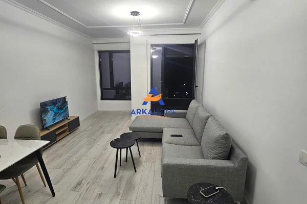Shtepi me qera Apartament ne Tirane, 2+1, Mobilimi E mobiluar, Pagesa 711  Euro.