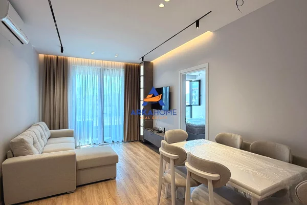 Shtepi me qera 2+1 ne Tirane - 900 Euro