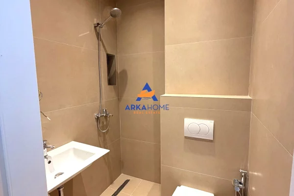 Shtepi me qera Apartament ne Tirane, 2+1, Mobilimi E mobiluar, Pagesa 900  Euro.