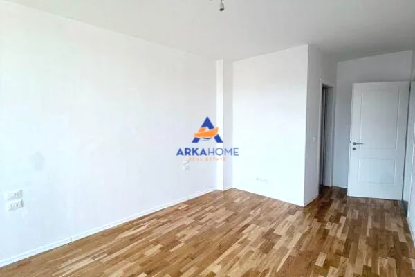 Shtepi me qera Apartament ne Tirane, 2+1, Mobilimi Bosh, pa mobiluar, Pagesa 1,650  Euro.