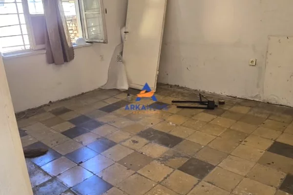SHITET APARTMENT 2+1+DEPO "RRUGA FERIT XHAJKO,ISH-RESTORANT DURRESI" 13300000 LEKË