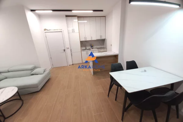 Shtepi me qera Apartament ne Tirane, 2+1, Mobilimi E mobiluar, Pagesa 601  Euro.