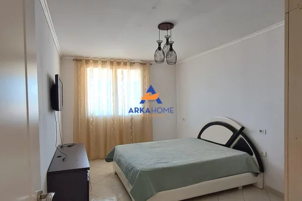 Shtepi me qera Apartament ne Tirane, 2+1, Mobilimi E mobiluar, Pagesa 601  Euro.