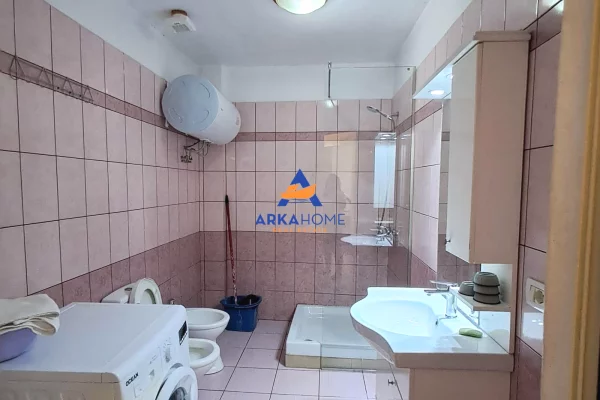 Shtepi me qera Apartament ne Tirane, 2+1, Mobilimi E mobiluar, Pagesa 601  Euro.