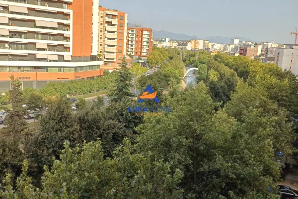 Shtepi me qera Apartament ne Tirane, 2+1, Mobilimi E mobiluar, Pagesa 820  Euro.