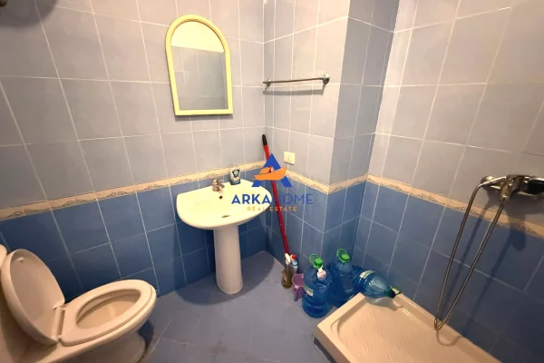Shtepi me qera Apartament ne Tirane, 2+1, Mobilimi E mobiluar, Pagesa 600  Euro.