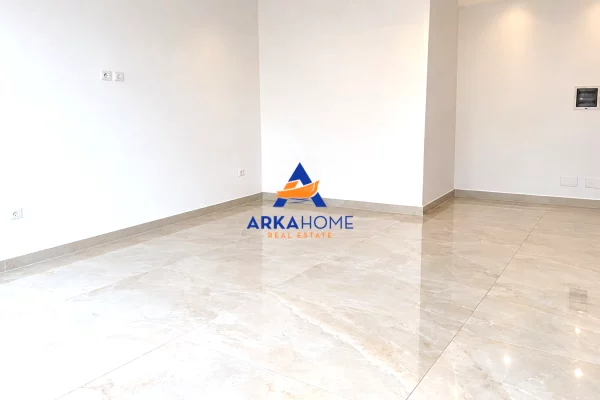 JEPET NJESI SHERBIMI PER SHITJE 68 M2 "RRUGA PJETER BOGDANI, ASTIR" 218000 EURO