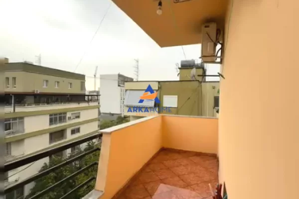 Shtepi me qera Apartament ne Tirane, 2+1, Mobilimi E mobiluar, Pagesa 460  Euro.