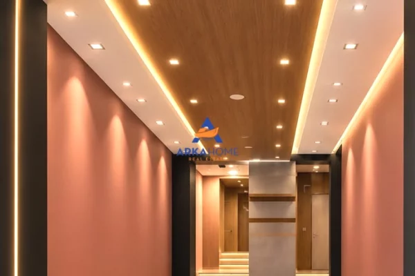 JEPET AMBIENT ME QERA 70 M2 "MYSLYM SHYRI" 2500 EURO (I DISKUTUESHEM)