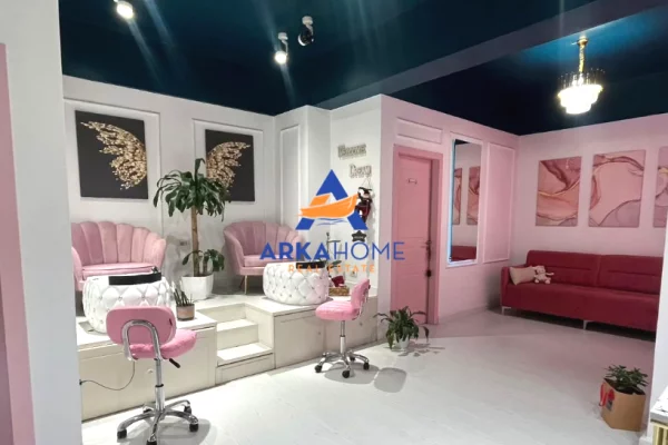 JEPET DYQAN ME QERA 70M2 "MYSLYM SHYRI" 85.000 LEKE