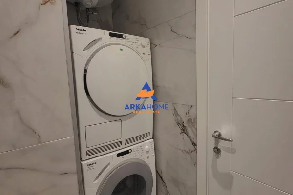Shtepi me qera Apartament ne Tirane, 1+1, Mobilimi E mobiluar, Pagesa 600  Euro.