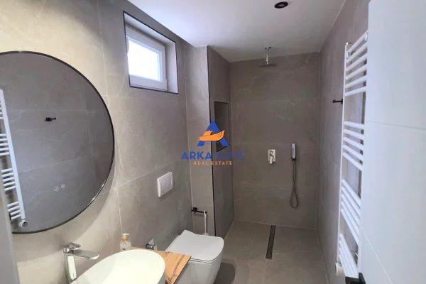 Shtepi me qera Apartament ne Tirane, 2+1, Mobilimi E mobiluar, Pagesa 750  Euro.