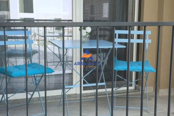 Shtepi ne shitje Apartament ne Durres, 2+1, Mobilimi E mobiluar, Pagesa 176,200  Euro.