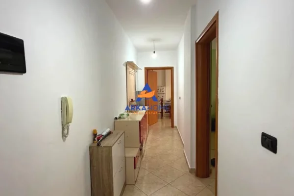 Shtepi me qera Apartament ne Tirane, 1+1, Mobilimi E mobiluar, Pagesa 450  Euro.