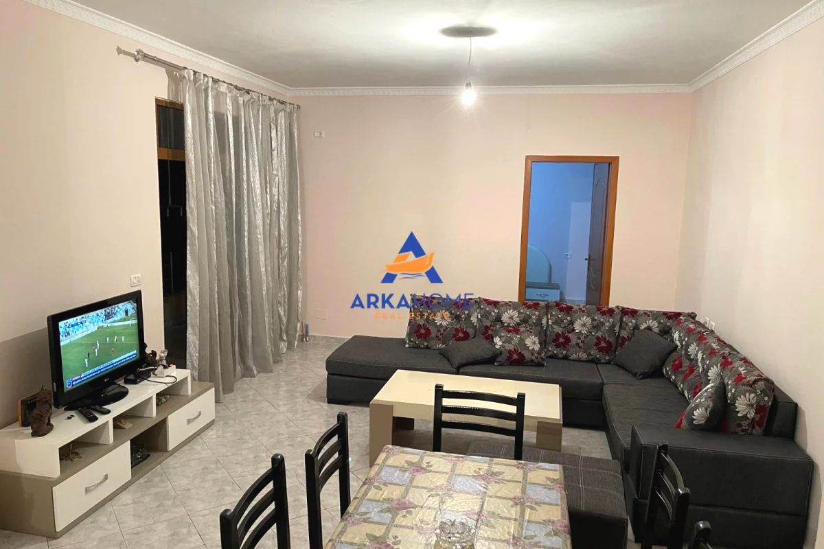 Shtepi me qera Apartament ne Tirane, 2+1, Mobilimi E mobiluar, Pagesa 494  Euro.