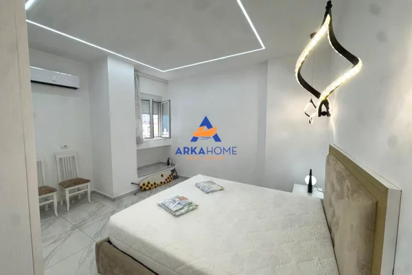 Shtepi me qera Apartament ne Tirane, 1+1, Mobilimi E mobiluar, Pagesa 773  Euro.