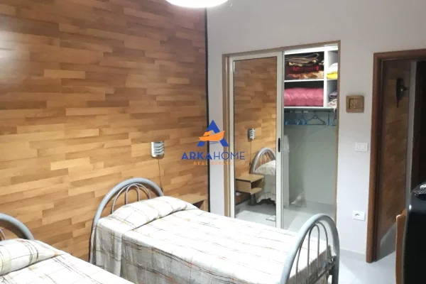 Shtepi ne shitje Apartament ne Tirane, 1+1, Mobilimi E mobiluar, Pagesa 182,320  Euro.