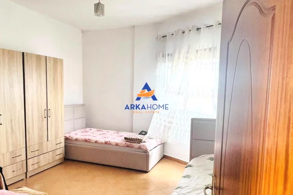 Appartamento in vendita a Tirana 2+1, Arredato