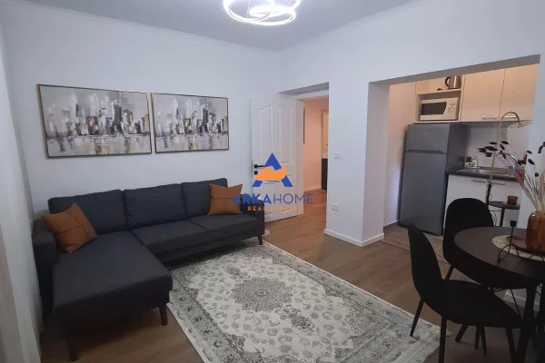 Shtepi me qera 1+1 ne Tirane - 607 Euro