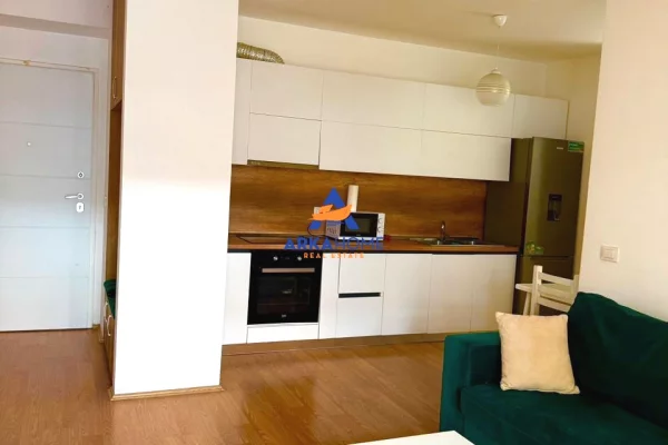 Shtepi me qera Apartament ne Tirane, 2+1, Mobilimi E mobiluar, Pagesa 800  Euro.