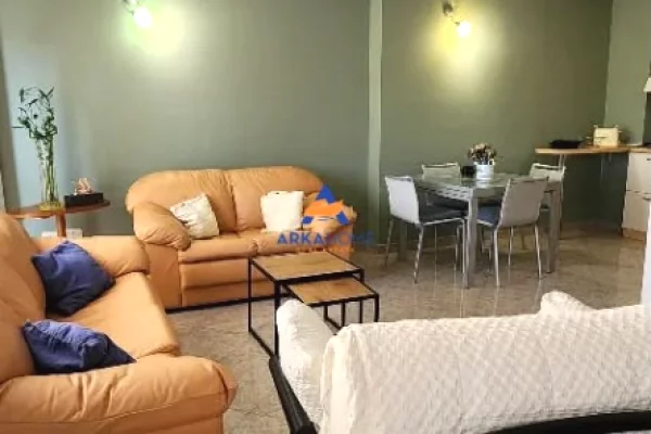 JEPET ME QERA APARTAMENT 1+1+BALLKON "PAZARI I RI" 67.000 LEKE