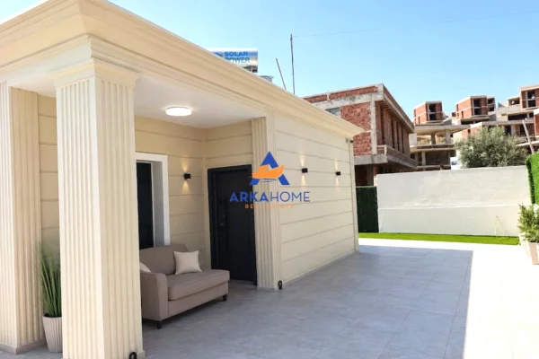 Shtepi me qera Shtepi Private ne Tirane, 1+1, Mobilimi E mobiluar, Pagesa 828  Euro.