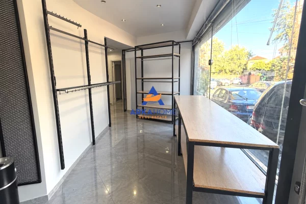 SHITET NJESI BIZNESI 94 M2 "PERBALL DIPLOMAT 1,VASIL SHANTO " 285000 EURO