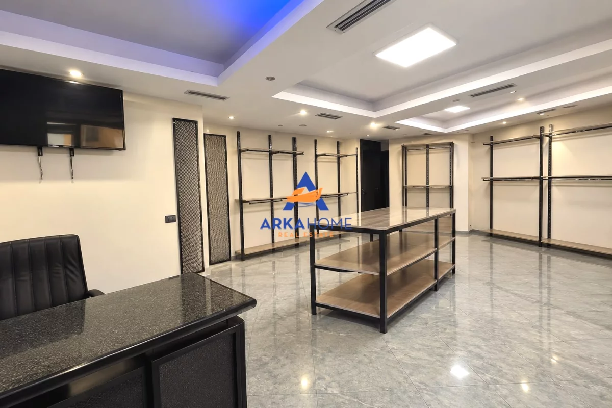SHITET NJESI BIZNESI 94 M2 "PERBALL DIPLOMAT 1,VASIL SHANTO " 285000 EURO