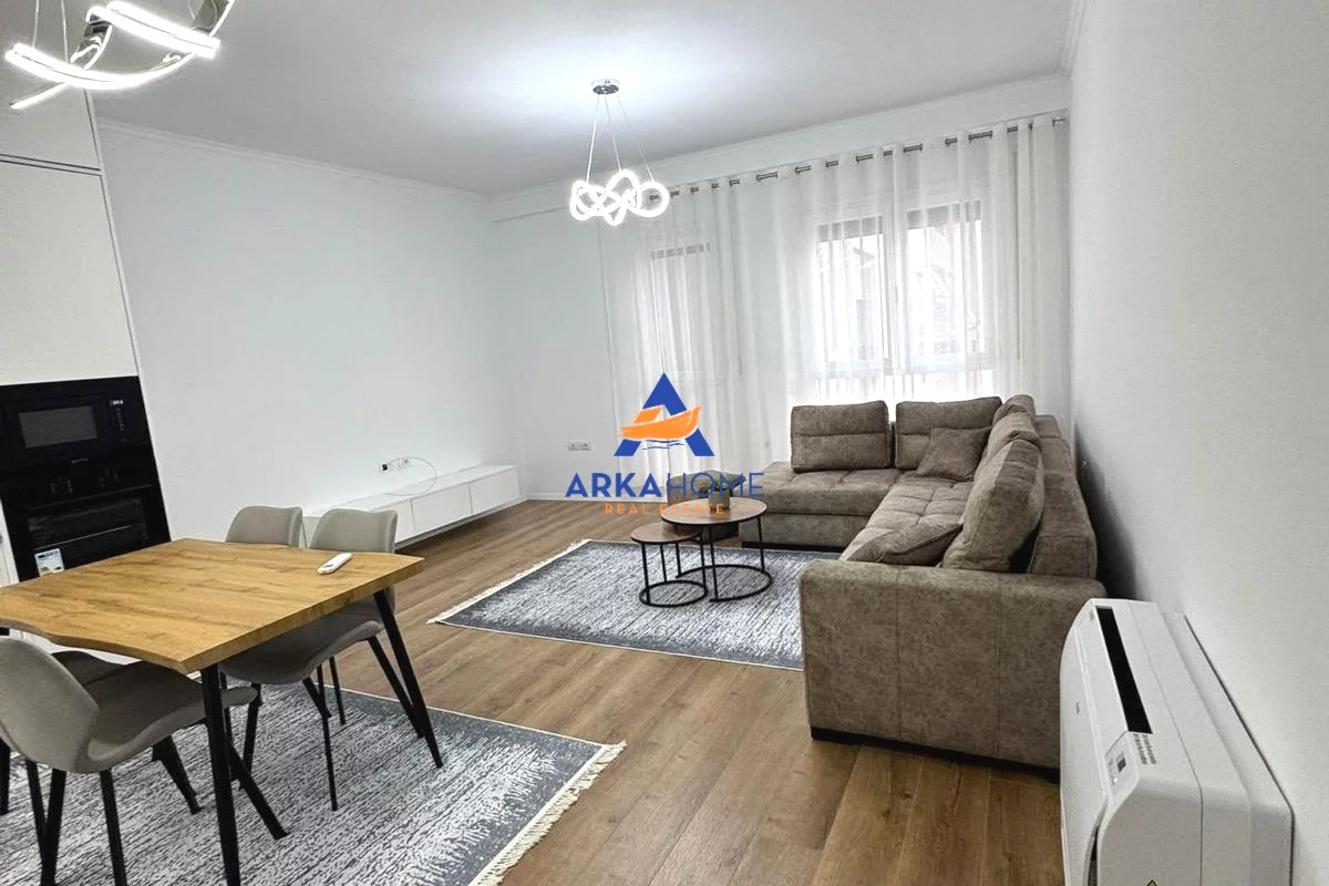 Shtepi me qera Apartament ne Tirane, 1+1, Mobilimi E mobiluar, Pagesa 400  Euro.