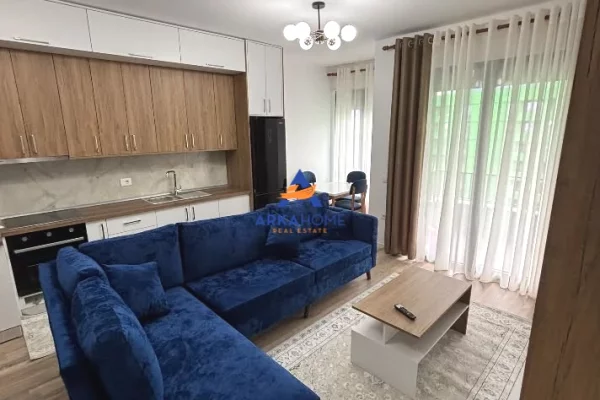 Shtepi me qera 1+1 ne Tirane - 664 Euro