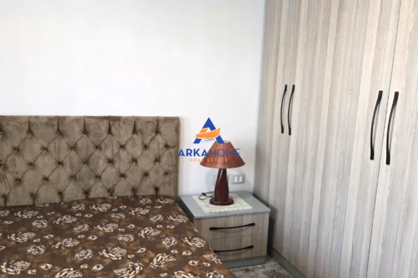 Shtepi me qera Apartament ne Tirane, 1+1, Mobilimi E mobiluar, Pagesa 531  Euro.
