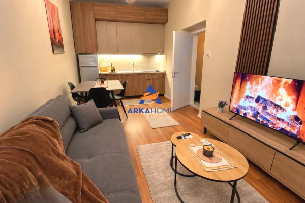 Shtepi me qera 1+1 ne Tirane - 775 Euro